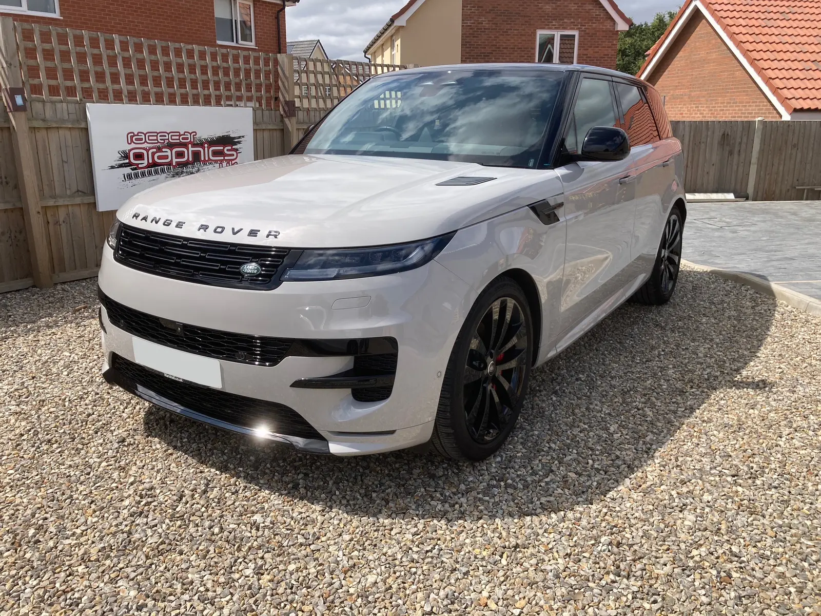 Gyeon Evo ceramic coating finish on a Merl Grey Range Rover Sport